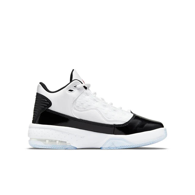 Zapatilla Air Jordan Max Aura 2 'White Gym Red'