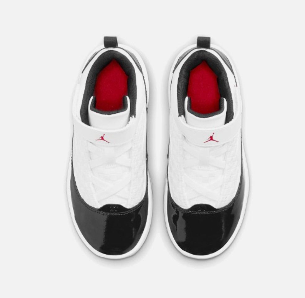 Zapatilla Jordan Max Aura 2