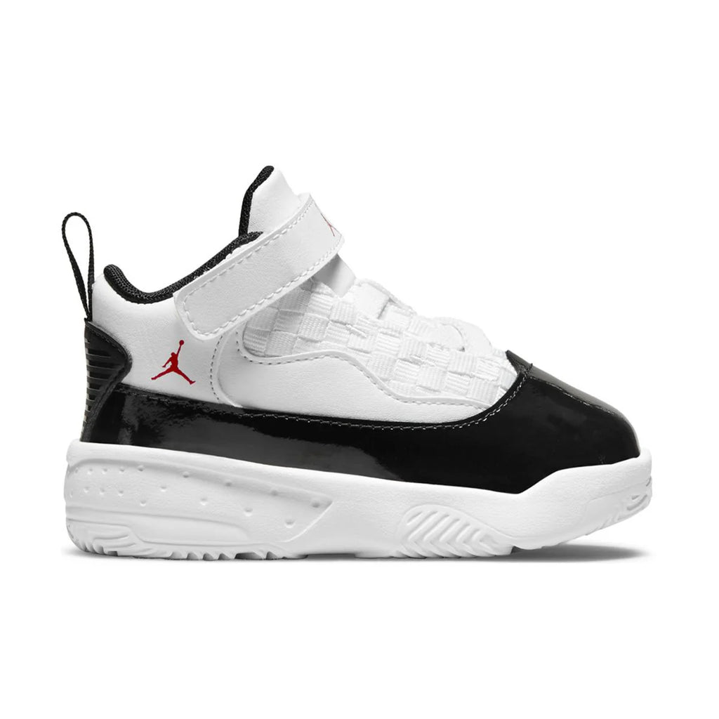 Zapatilla Jordan Max Aura 2