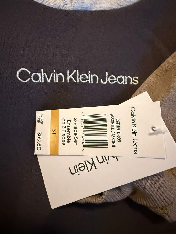 Buzo Calvin Klein