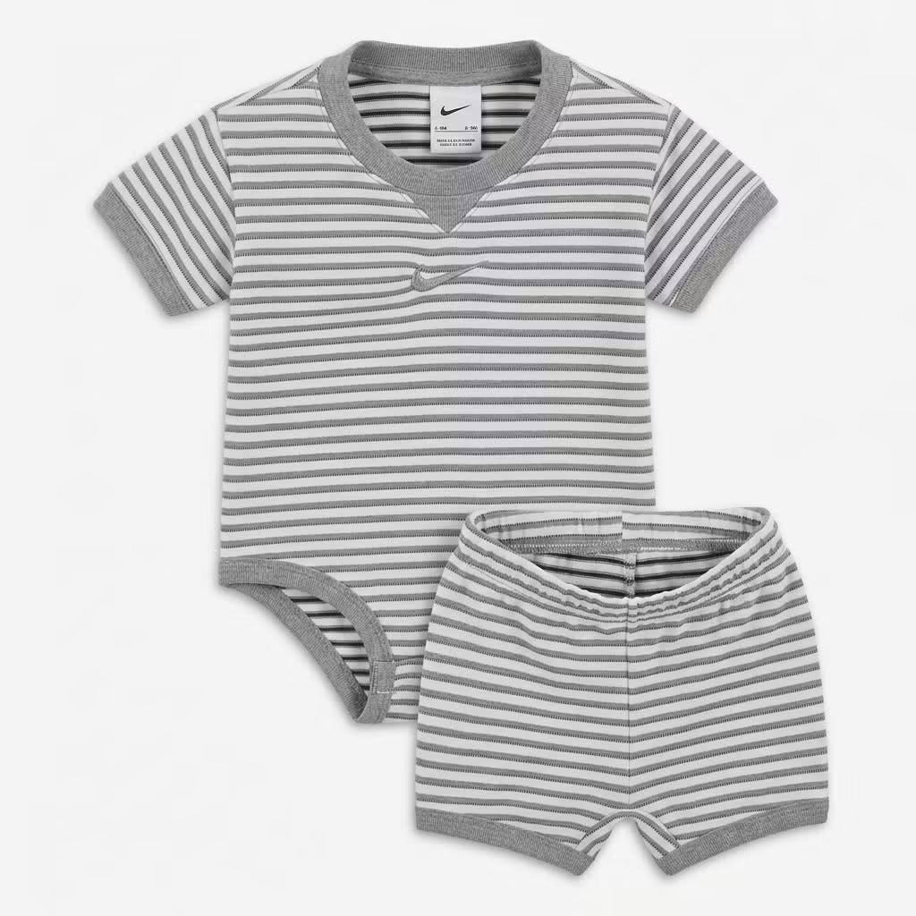 Nike Set Niño Niña