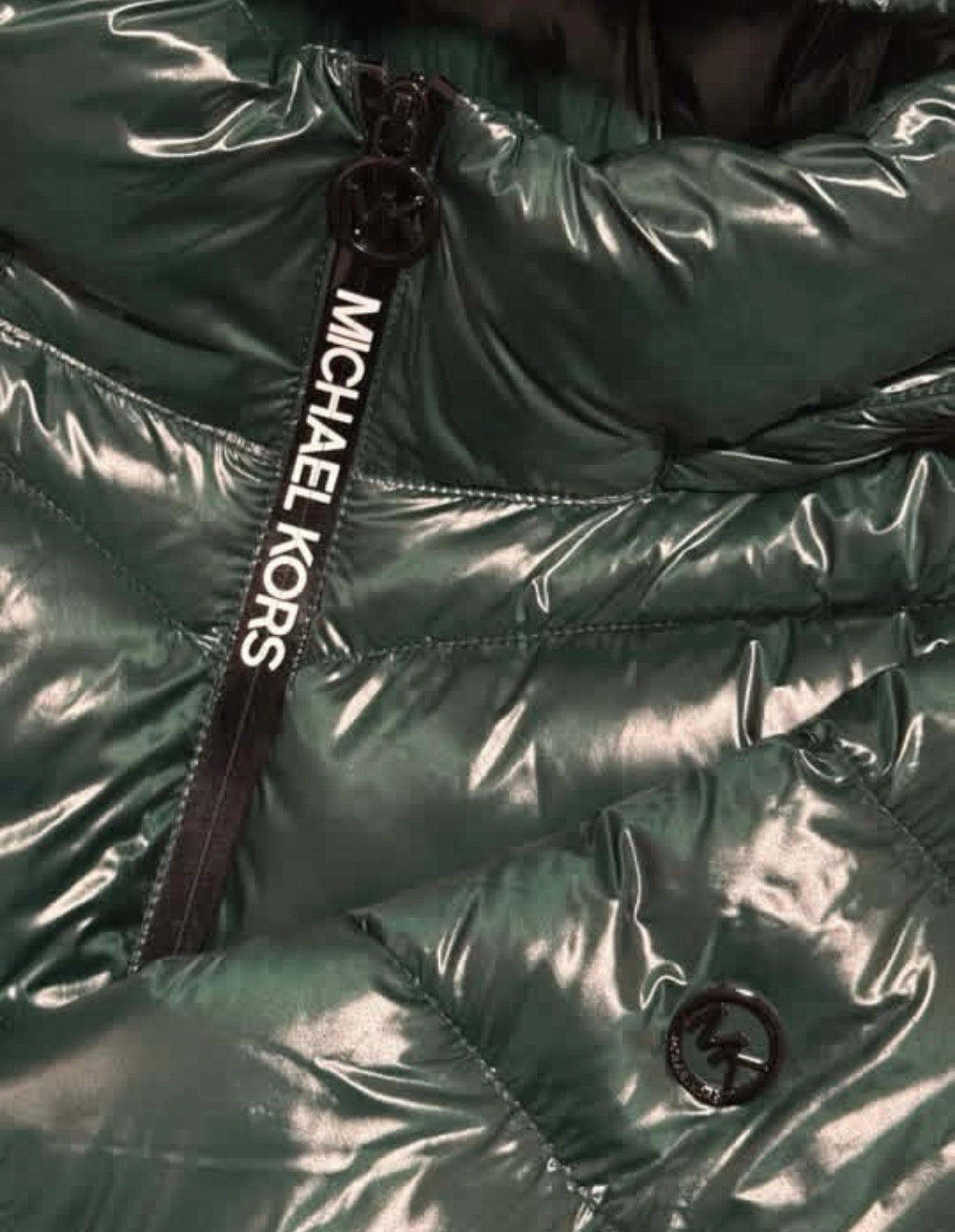 Chaqueta Michael Kors Short 450 Fill Power Hooded Puffer para Mujer
