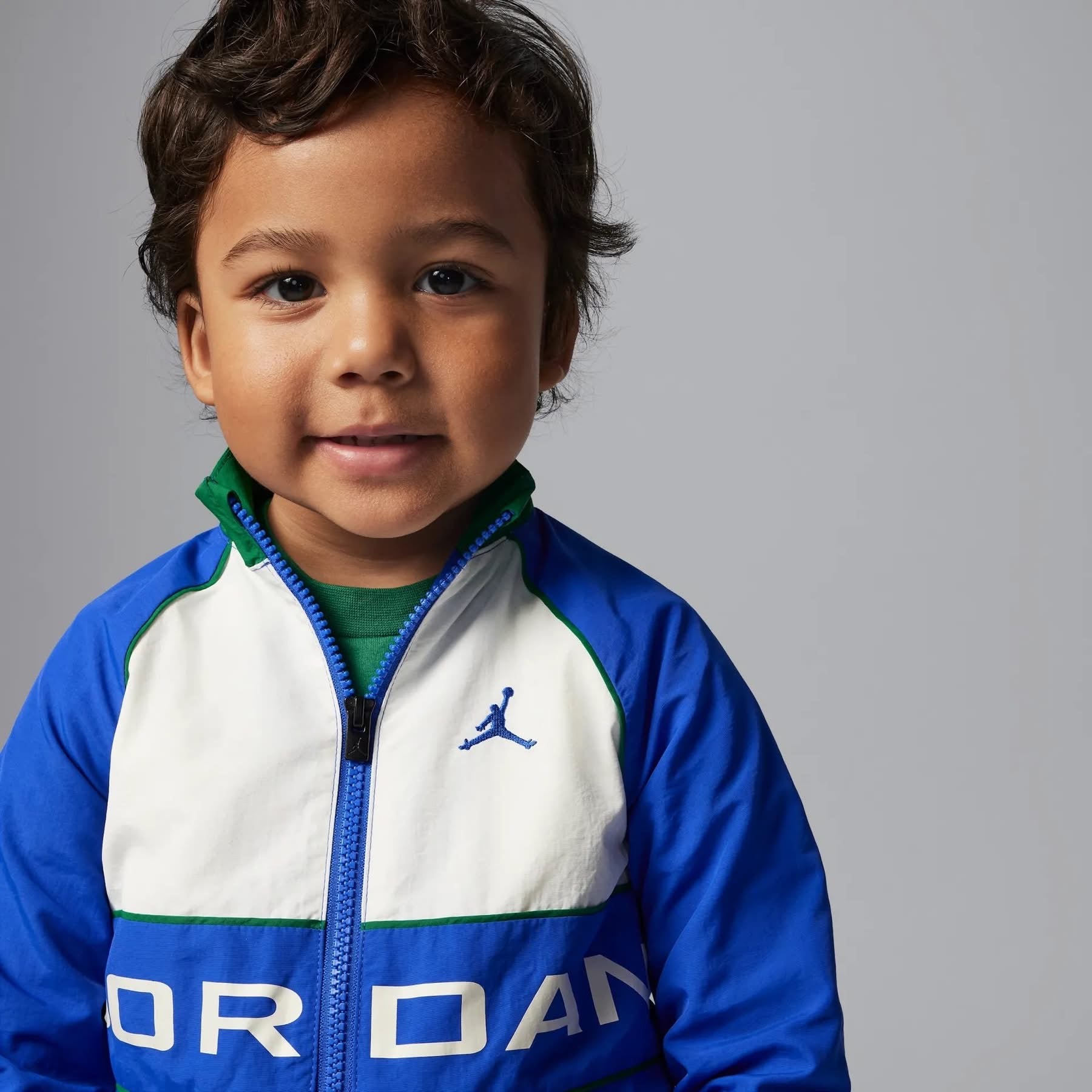 Jordan Buzo aniña Niño