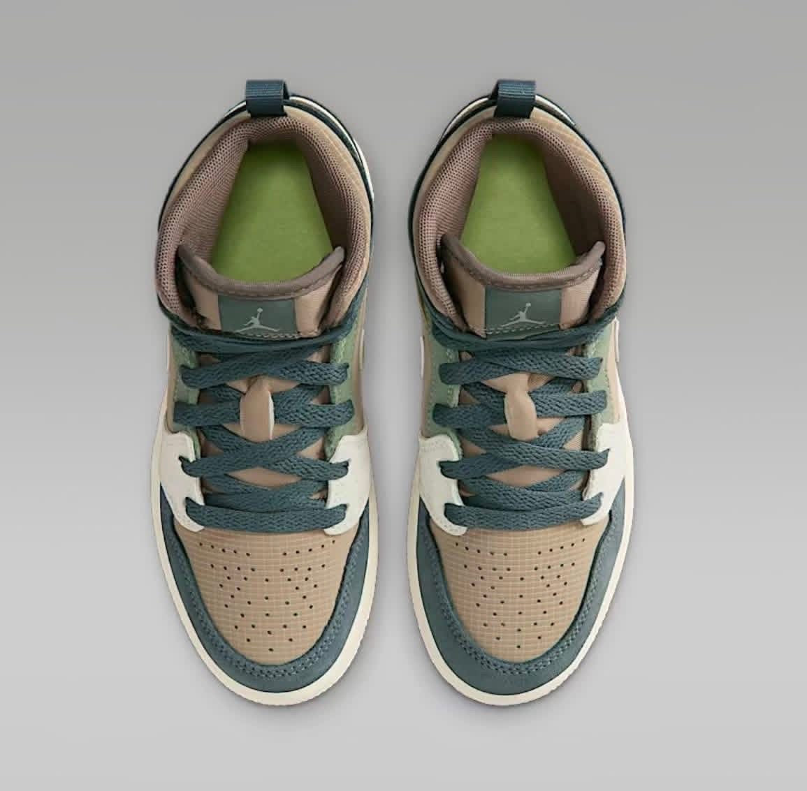 Jordan Retro 1 Mid Zapatilla Niño