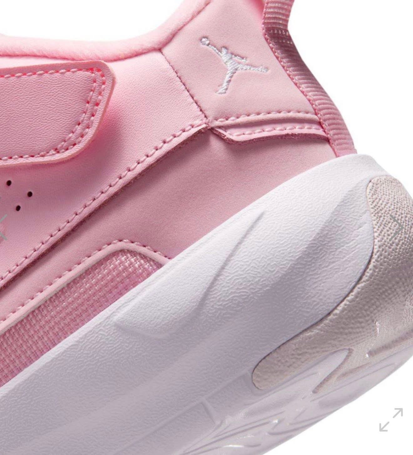 Jordan Max Aura 7