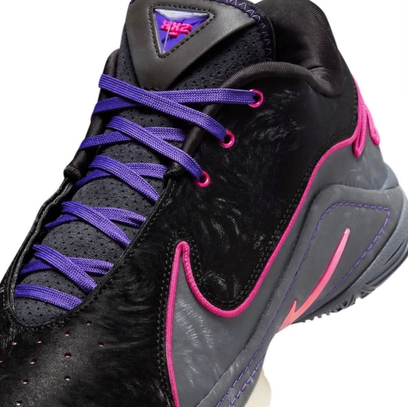 Nike Lebron XXII Zapatilla Hombre