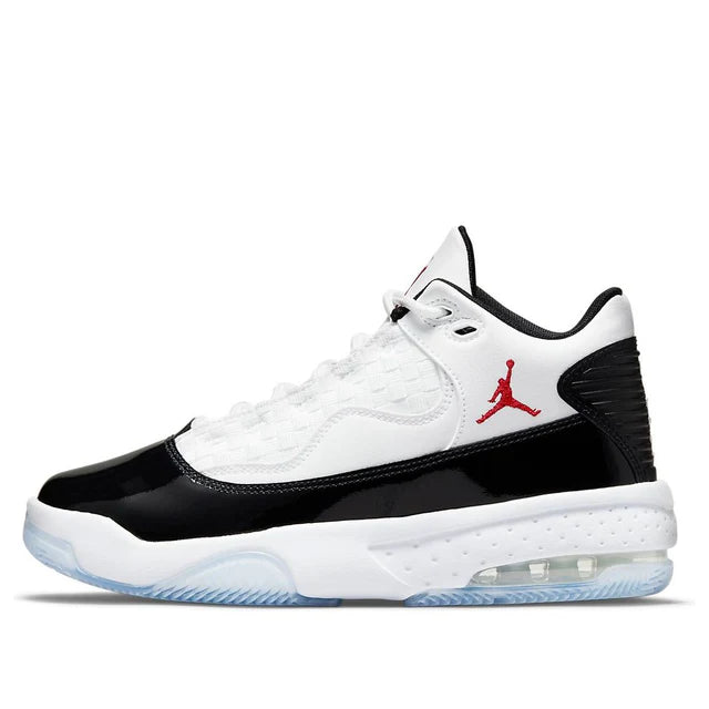 Zapatilla Air Jordan Max Aura 2 'White Gym Red'