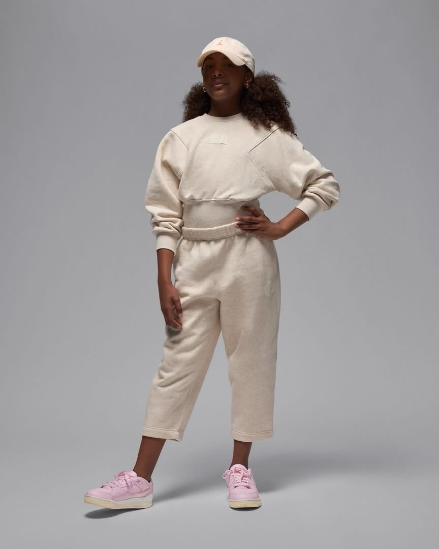 Buzo Jordan Flight para niña