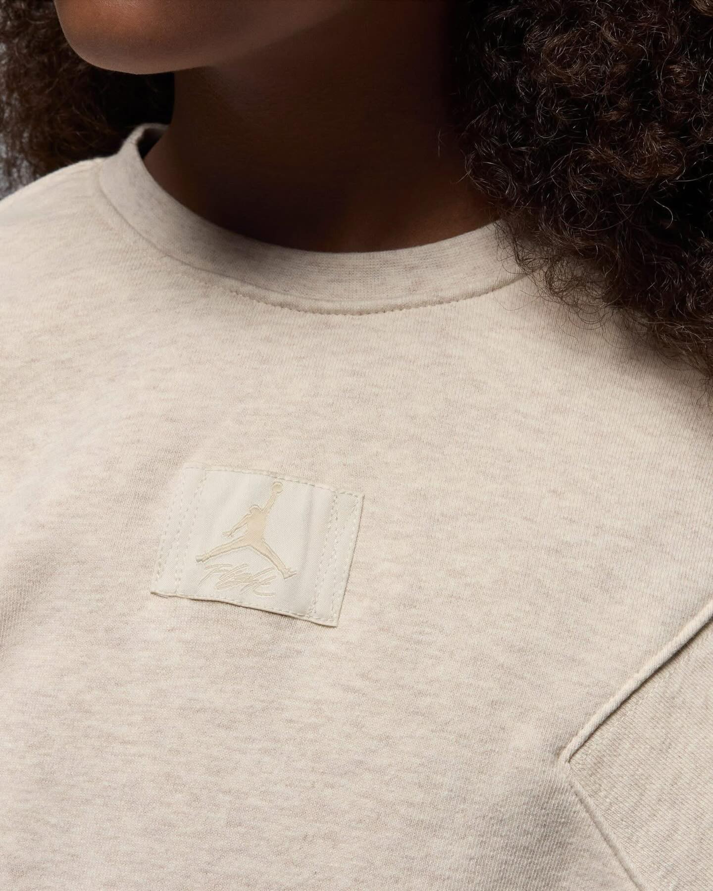 Buzo Jordan Flight para niña