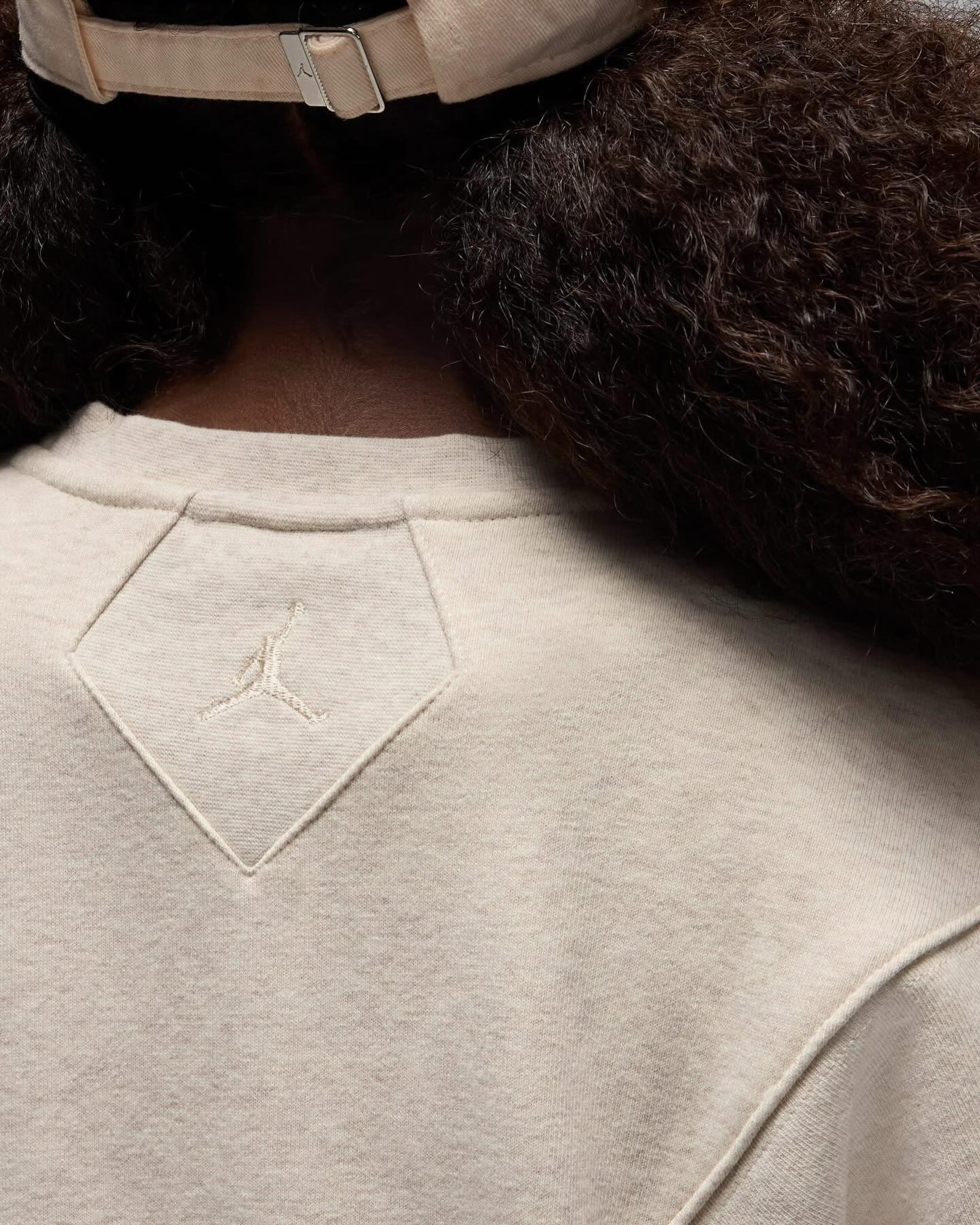 Buzo Jordan Flight para niña