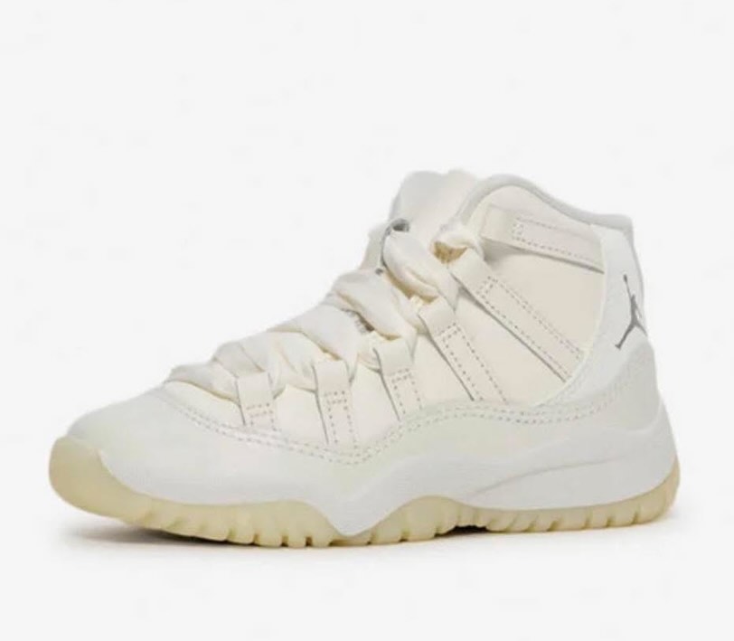 Zapatilla Jordan Retro 11 “Pearl”