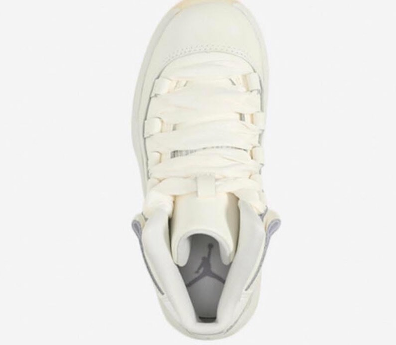 Zapatilla Jordan Retro 11 “Pearl”