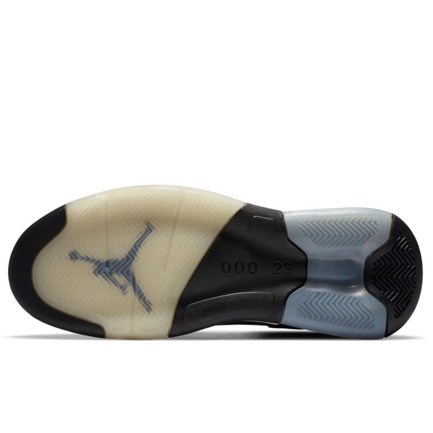 Zapatilla Jordan Maxin 200