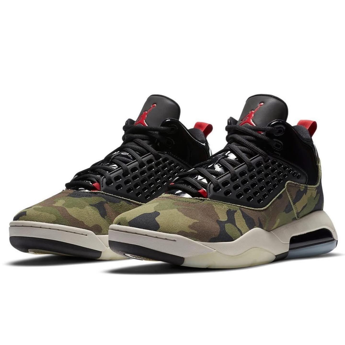 Zapatilla Jordan Maxin 200
