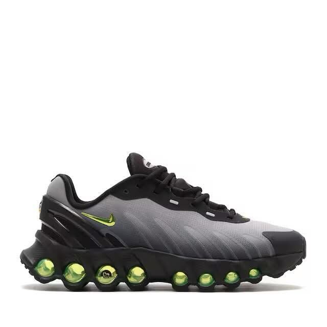 Zapatilla Nike DN 8