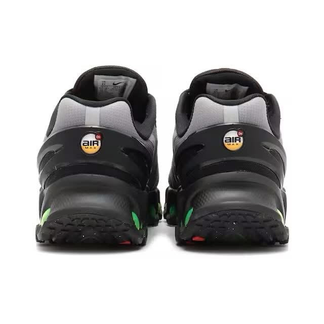Zapatilla Nike DN 8